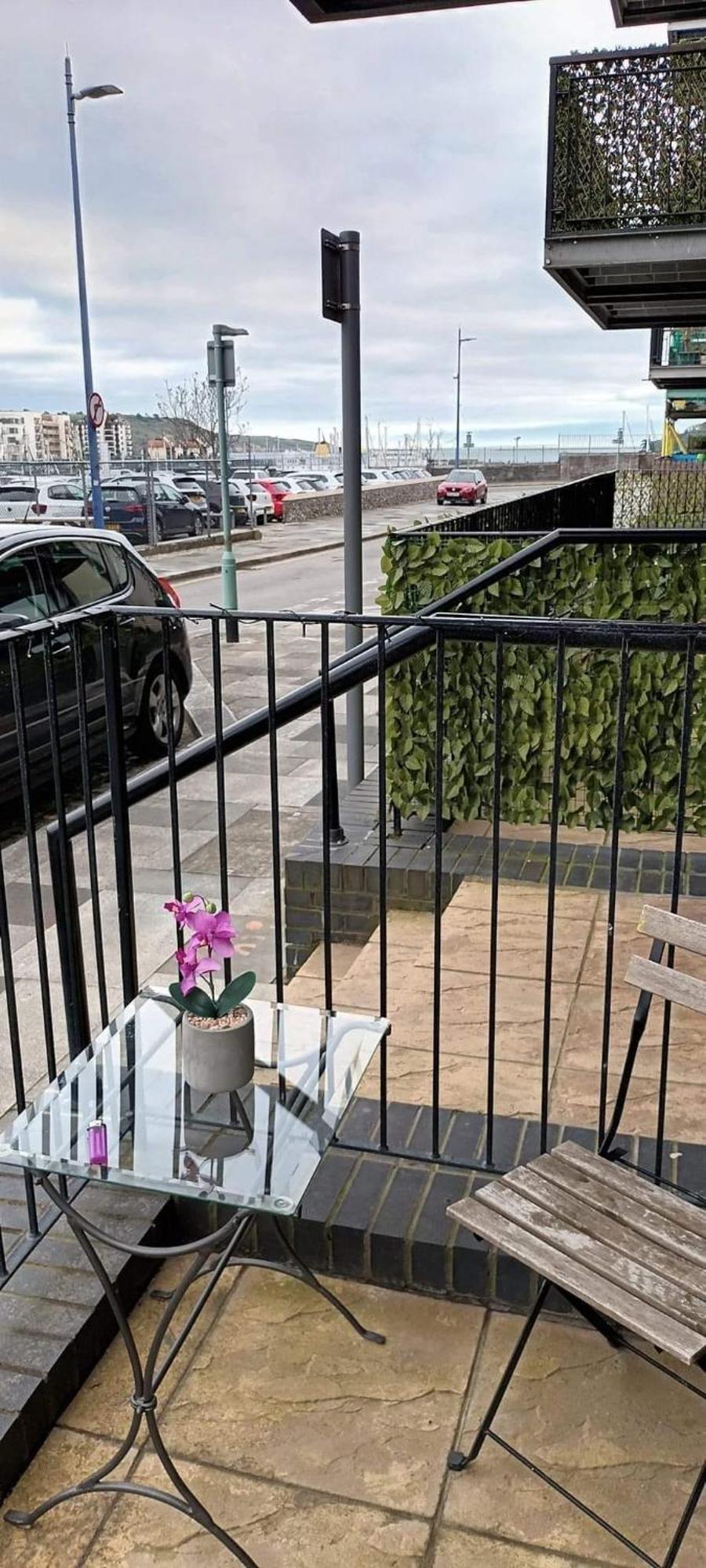 Lovely 1 Bedroom Apartment Plymouth Exterior photo